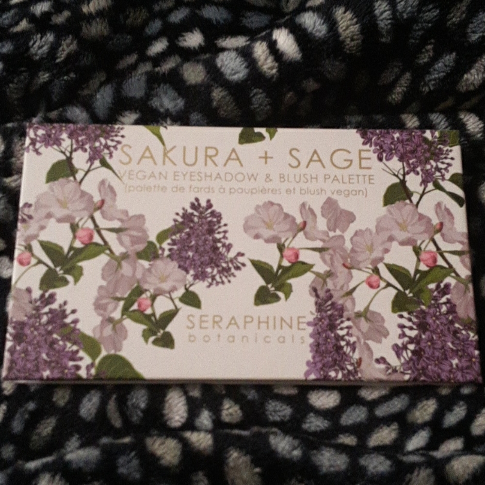 BNIBSakura+Sage VEGAN eyeshadow and blush palette